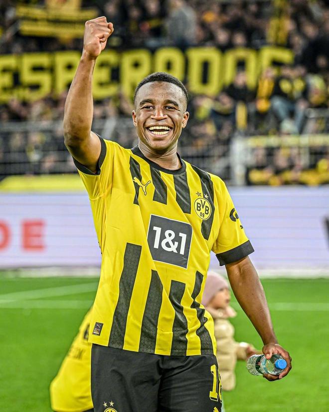 包含多特蒙德新星崭露头角，未来或成球队顶梁柱，一样而且精华因此.的词条如意体育平台官网