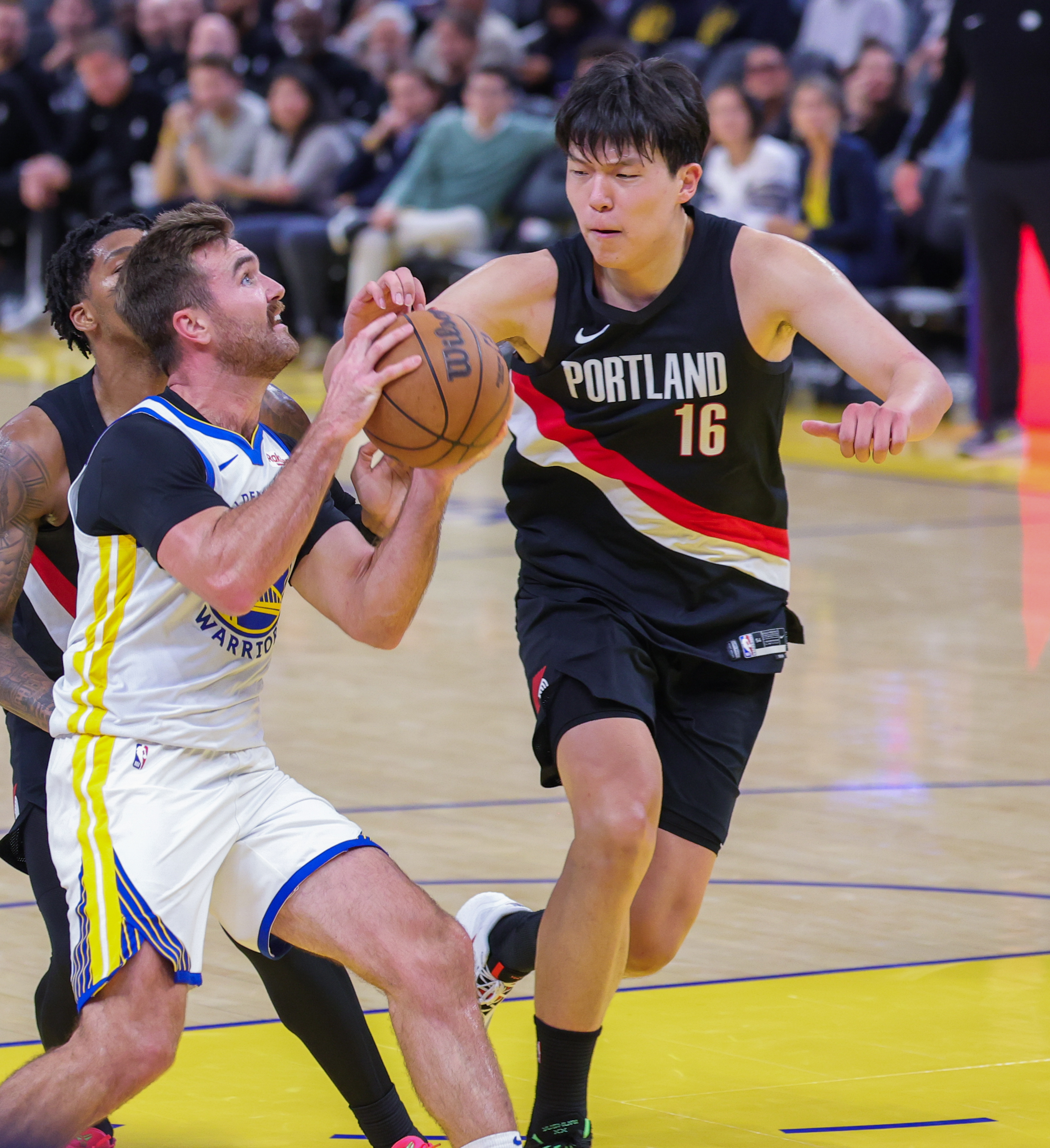 关于冲刺阶段皇家马德里备战CBA季后赛上海申花完成体检备战CBA常规赛,洛杉矶湖人围绕CBA常规赛刷新队史纪录看傻球迷的信息如意体育投注平台