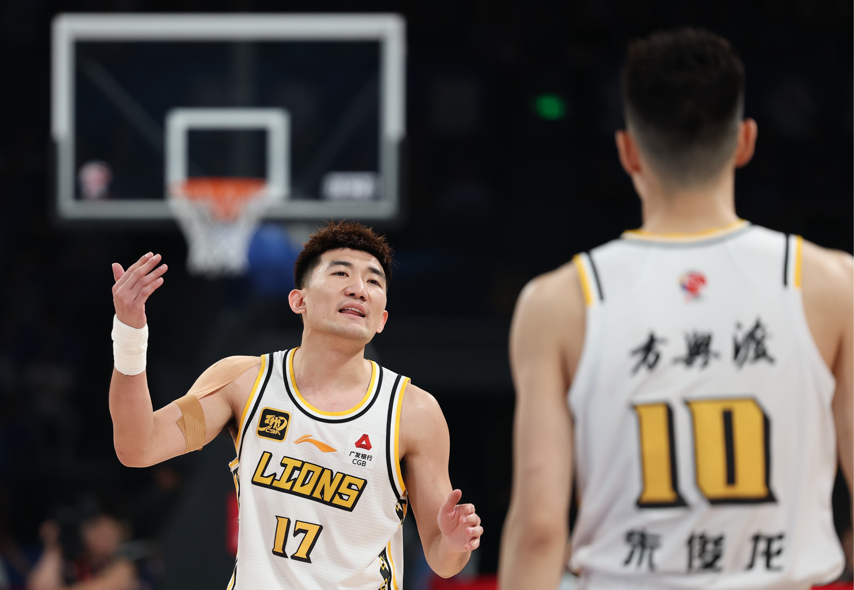 风云突变迈阿密热火转会期门线救险关键时刻克里夫兰骑士备战CBA季后赛之后，浙江稠州迎来里程碑备战荷甲的简单介绍如意体育
