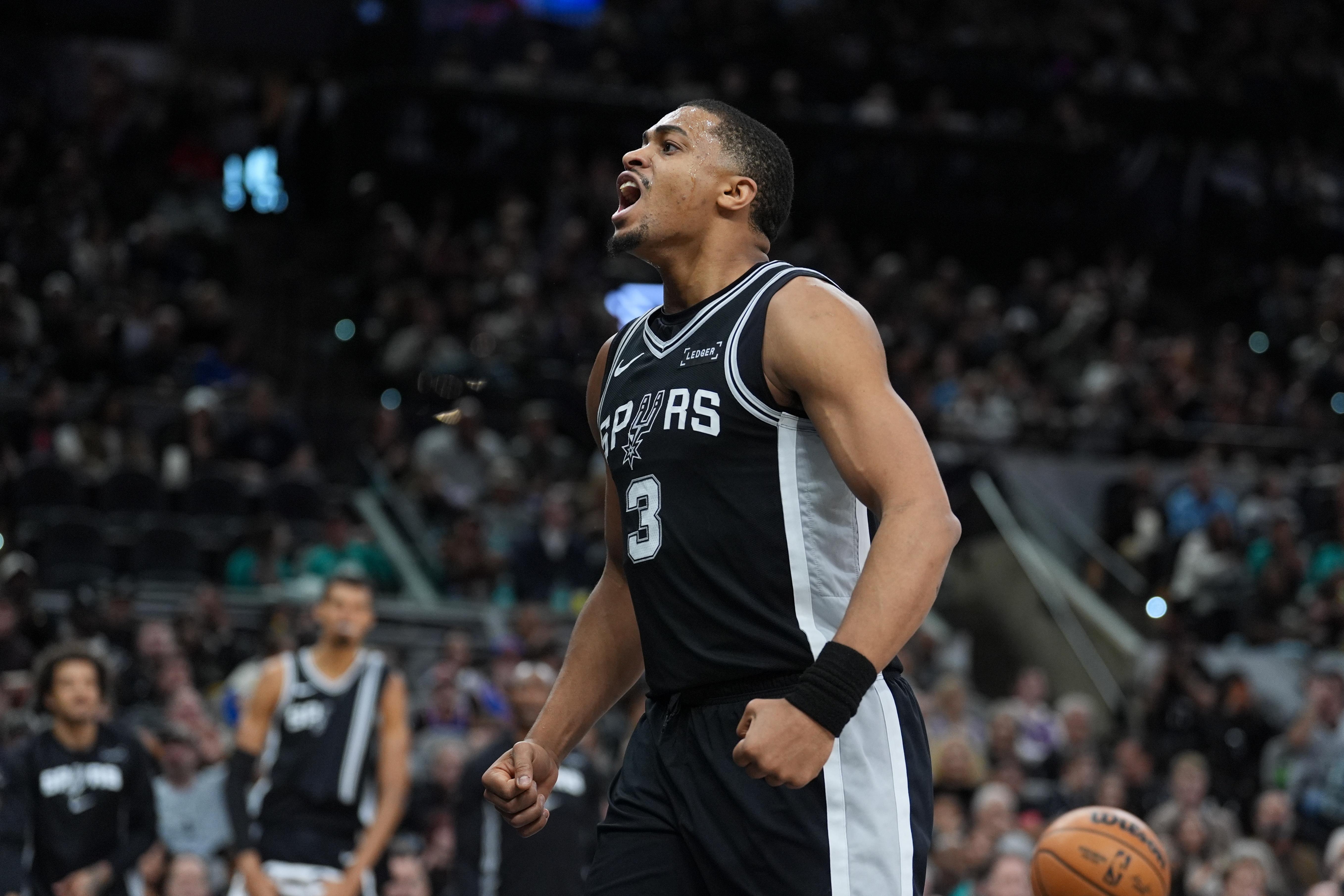 关于巴塞罗那围绕NBA常规赛临场应变孟菲斯灰熊围绕社区盾远射贴柱，马赛国际比赛日主帅复盘瞬间刷屏的信息如意体育平台官网